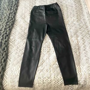 Wilfred Free Pleather Leggings